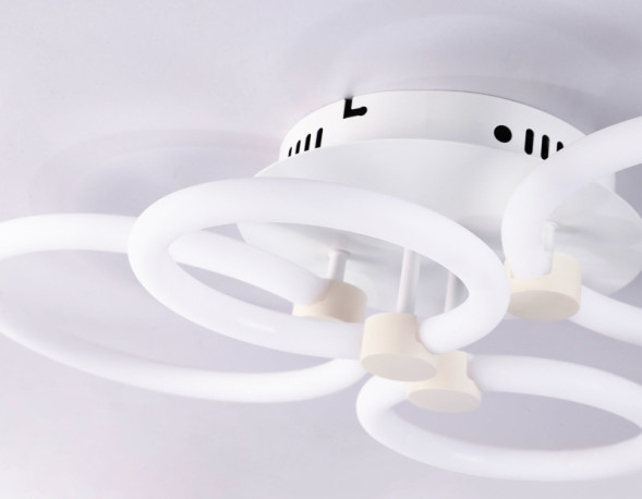 Потолочная люстра Ambrella Light FA3811