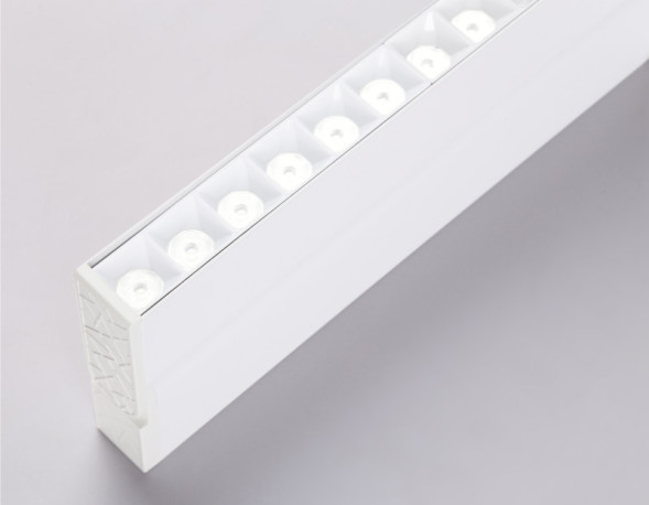 Накладной точечный светильник Ambrella Light TA1825