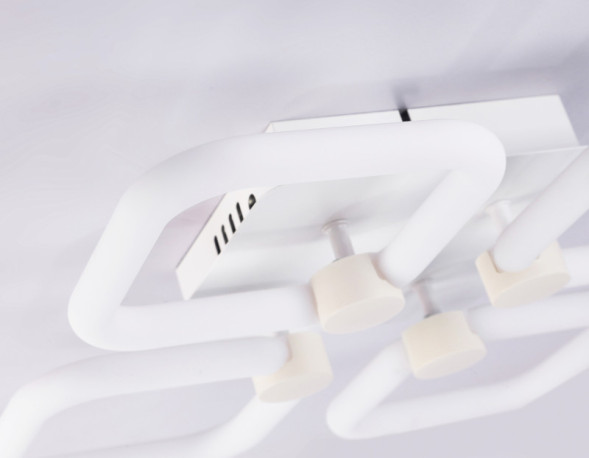 Потолочная люстра Ambrella Light FA3819