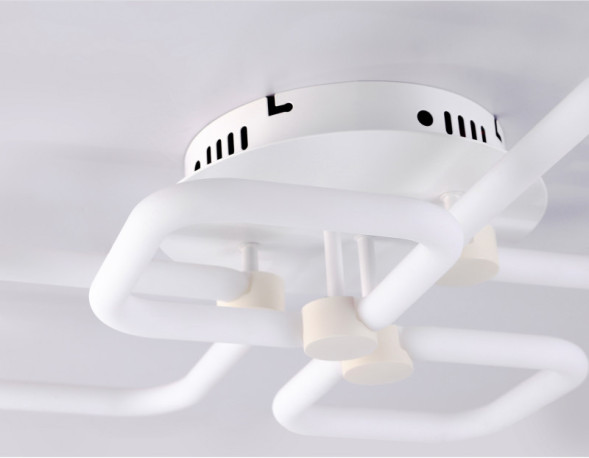 Потолочная люстра Ambrella Light FA3822
