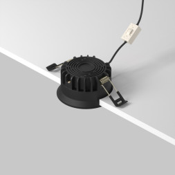 Точечный влагозащищенный светильник Maytoni Technical Okno DL055-8W3-4-6K-B