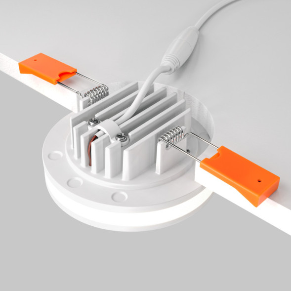 Встраиваемый точечный светильник Maytoni Technical Phanton DL2001-L7W4K