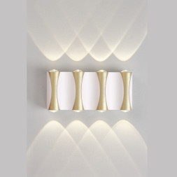 Бра Crystal Lux CLT 022W4 WH-GO 4000K