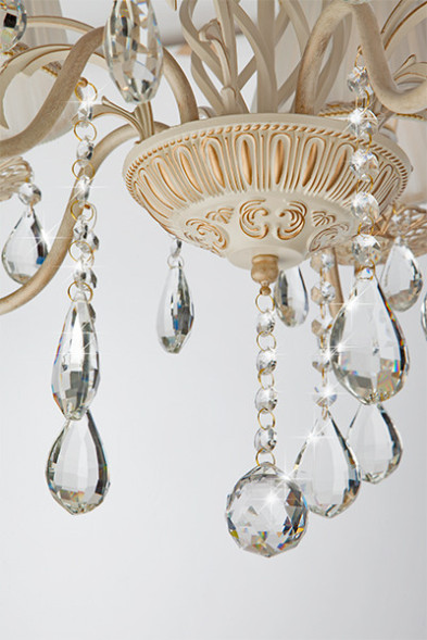 Подвесная люстра Eurosvet Amelia 10054/5 белый с золотом/прозрачный хрусталь Strots