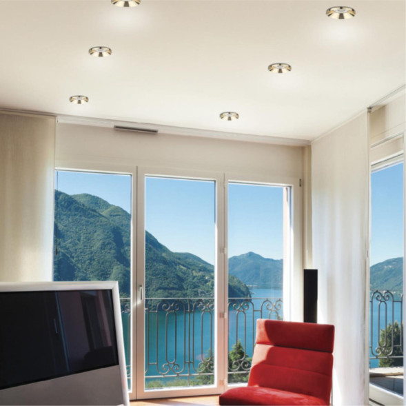 Точечный влагозащищенный светильник Novotech METIS 357909