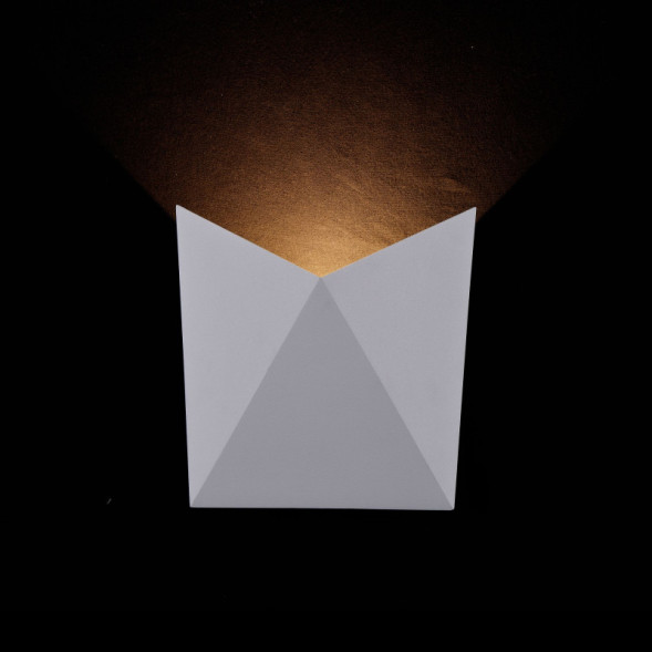 Уличный настенный светильник Maytoni Beekman O802WL-L7W