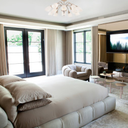 Люстра на штанге Eurosvet Ellene 30149 золото