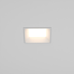 Точечный влагозащищенный светильник Maytoni Technical Okno DL056-8W3-4-6K-W