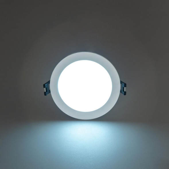 Точечный влагозащищенный светильник Citilux Акви CLD008110V