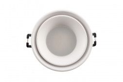 Точечный влагозащищенный светильник Denkirs ODENSE DK2403-WH