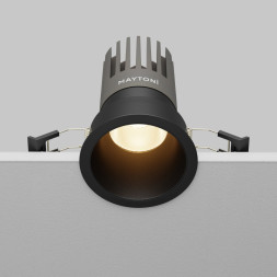 Точечный встраиваемый светильник Maytoni Technical dip DL118-15W-3K-B