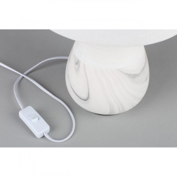 Настольная лампа Omnilux Omnilux 821 OML-82104-01