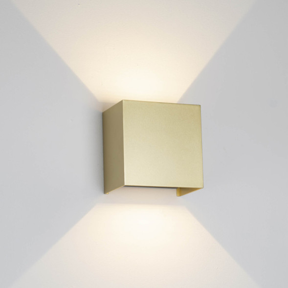 Светильник настенный 9228 Mantra Davos