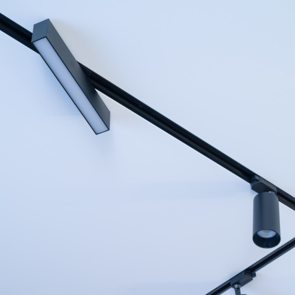 Светодиодный трековый светильник Denkirs SOLID Hals DK6430-BK