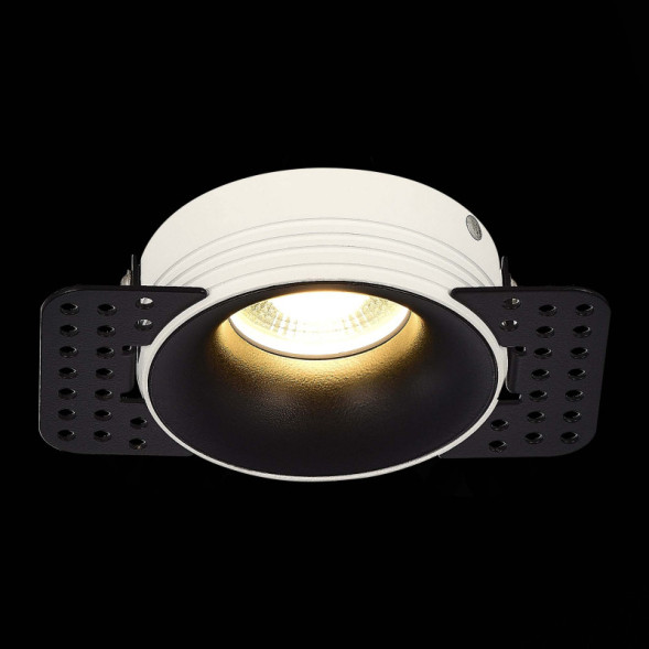 Встраиваемый точечный светильник ST-Luce ST218.548.01